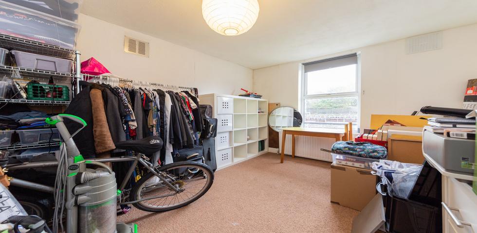 			2 Bedroom, 1 bath, 1 reception Flat			 Chapter Road, WILLESDEN GREEN